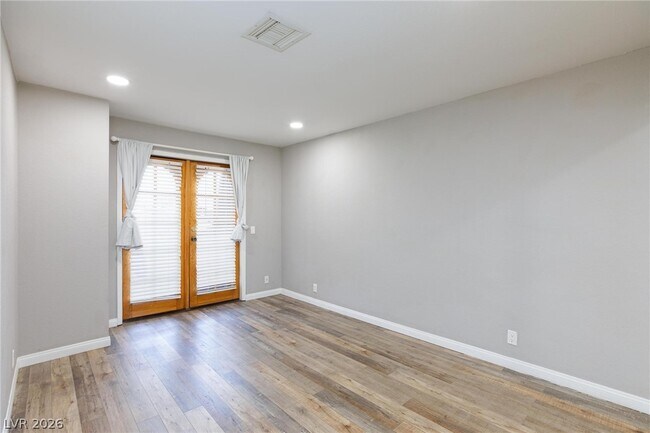 Building Photo - 4069 Nook Way