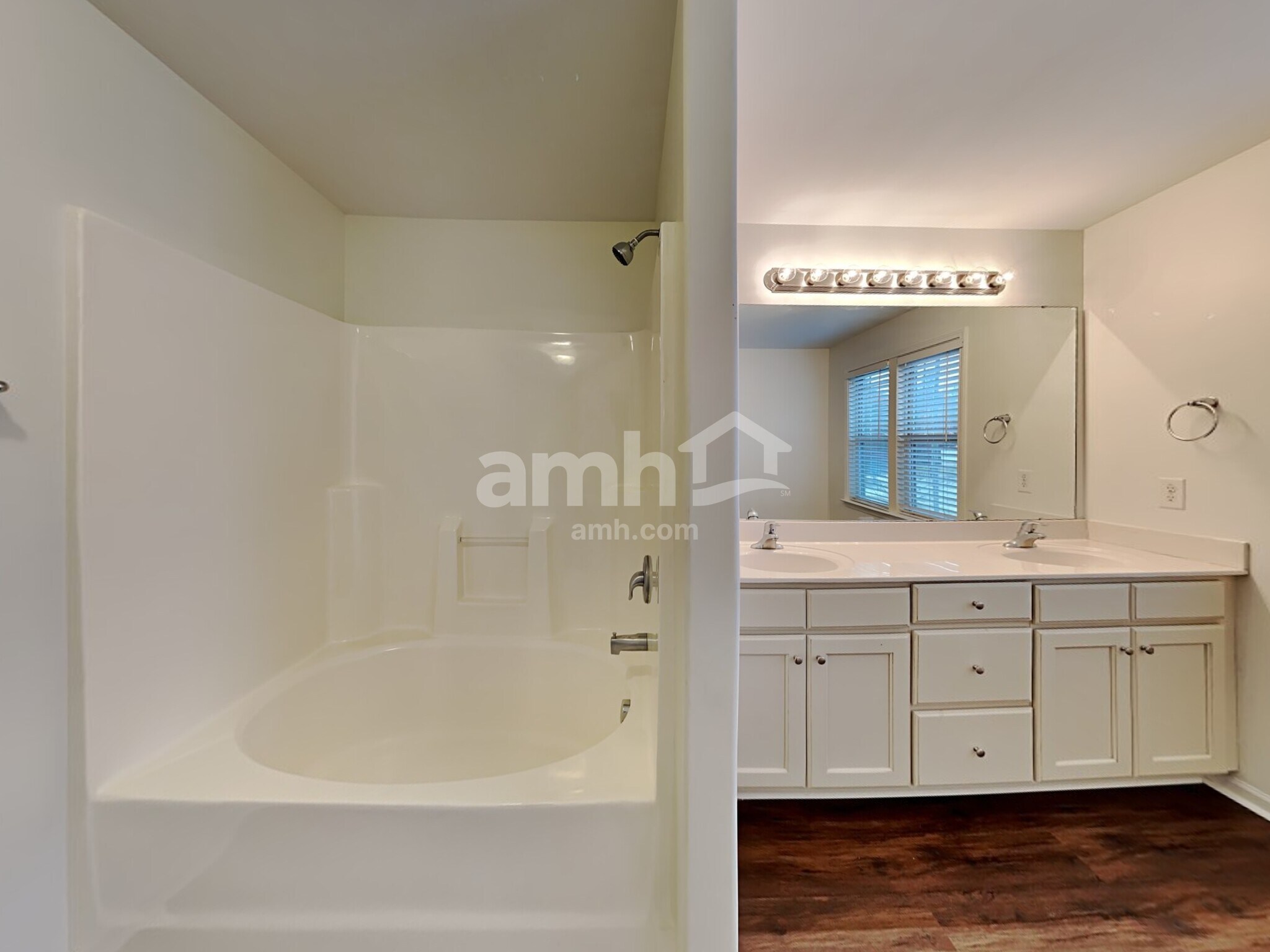 Building Photo - 108 Citrine Ct
