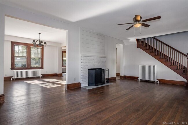 Building Photo - 18 Graves Ave