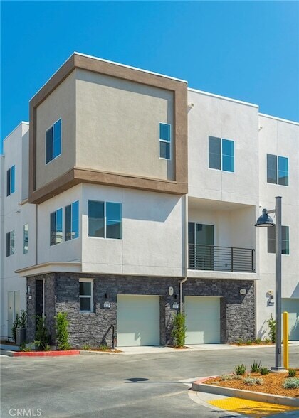 Building Photo - 143 Culture