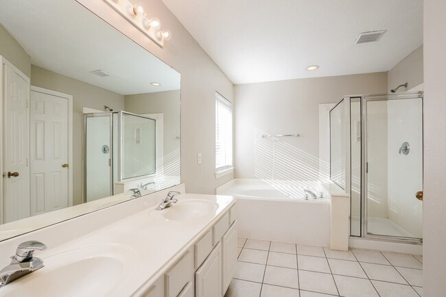 Building Photo - 12910 Hunters Field Ln