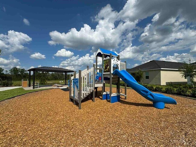 Building Photo - 374 Bogey Dr