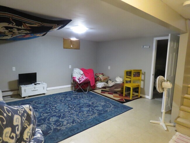 Building Photo - 1416 13th St S