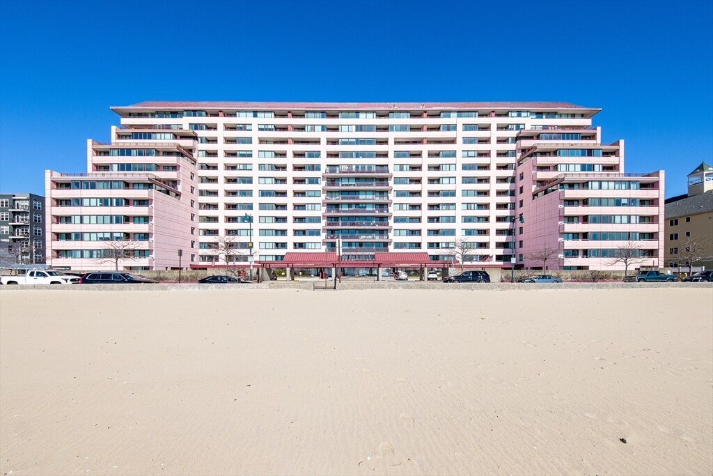 Building Photo - 356 Beach St
