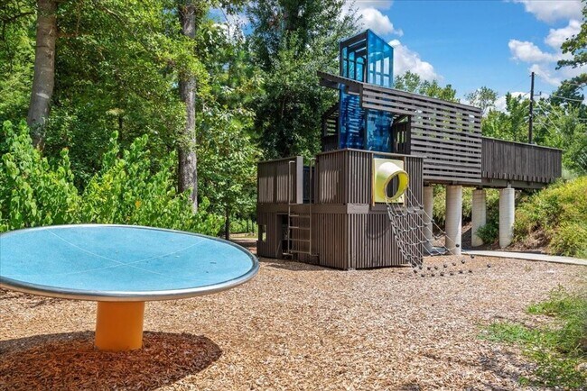 Building Photo - 4071 Northern Spruce Dr