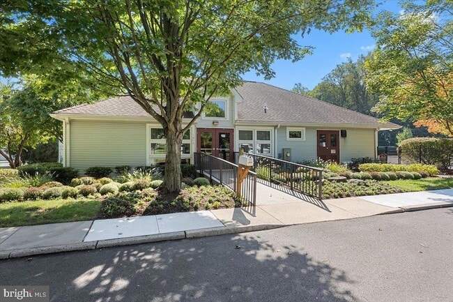 Building Photo - 8708 Spruce Mill Dr