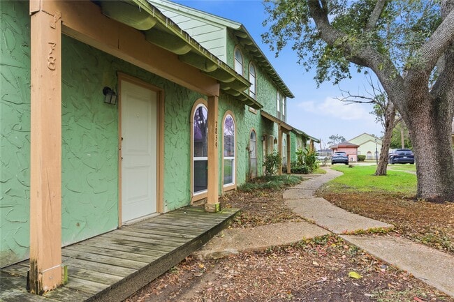 Building Photo - 7859 Cook Rd