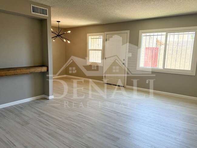 Building Photo - 6714 W Monterosa St
