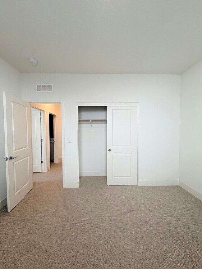 Building Photo - 3948 Telluride St