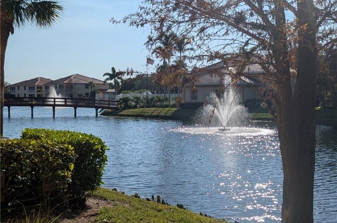 Building Photo - 15420 Bellamar Cir