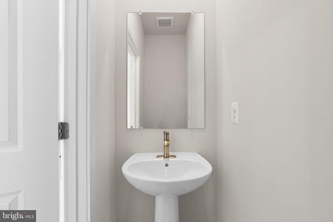 Building Photo - 311 Lentic Ln