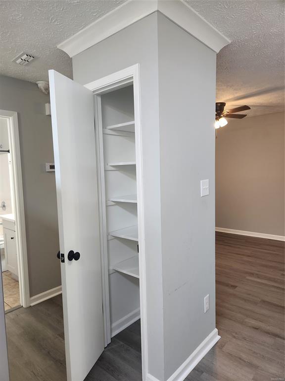 Building Photo - 463 Durden Rd