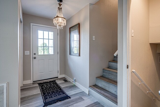 Building Photo - 2601 Baugh Rd