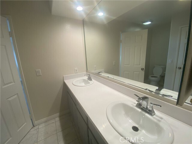 Building Photo - 6492 Fairlynn Blvd