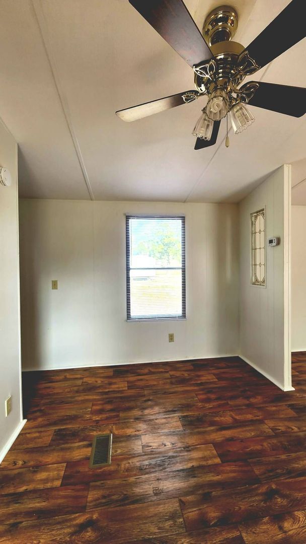 Building Photo - 1309 13th St