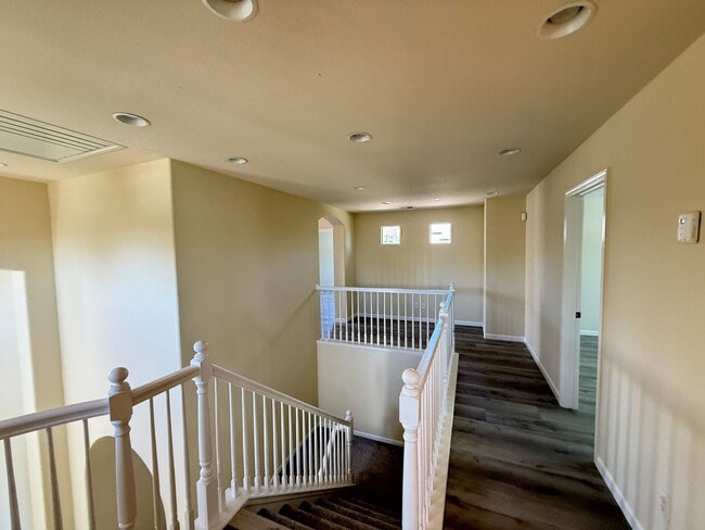 Building Photo - 1456 Eaglesfield Ln