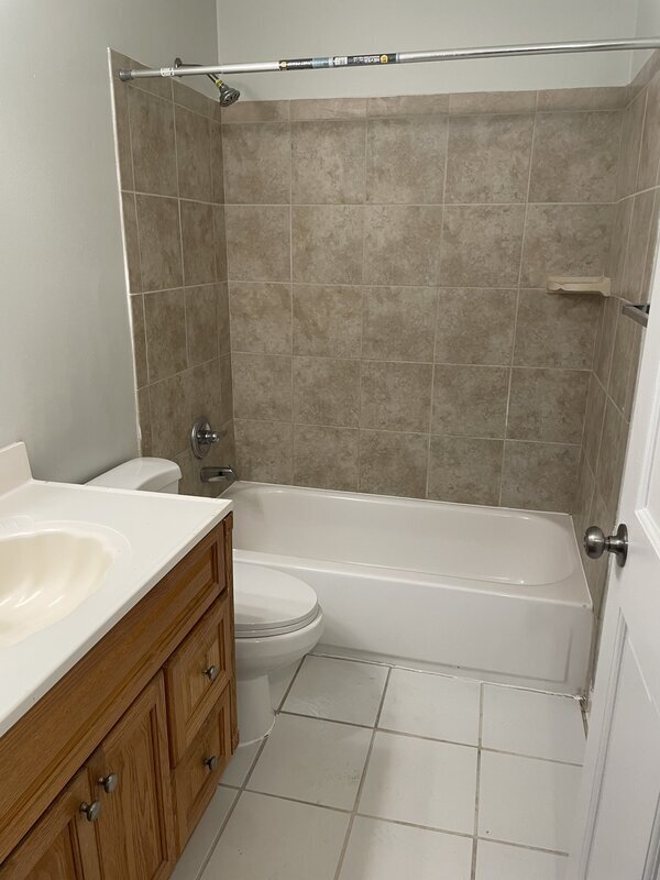 Building Photo - 1208 Bush River Rd