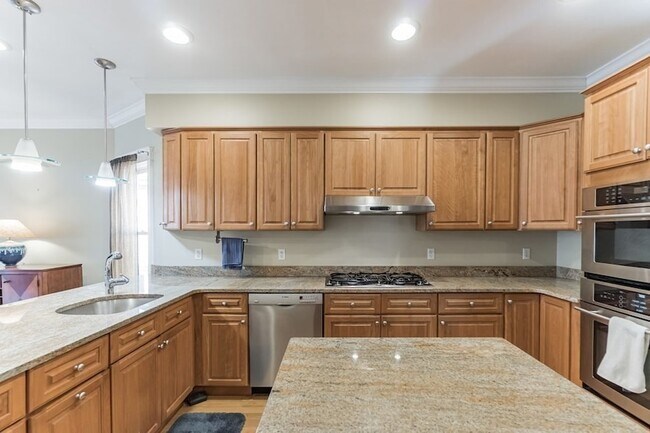 Building Photo - 73 Lexington Ave