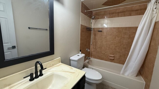 Building Photo - A spacious (4) bedroom corner lot home in Chugiak!