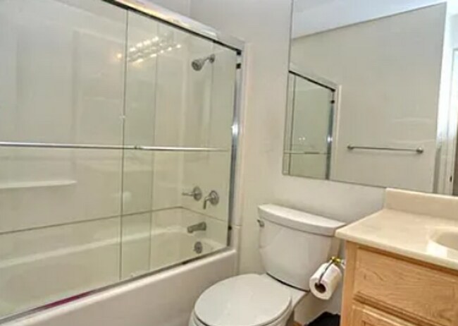 Building Photo - Charming 3-Bedroom Home in Fremont!!