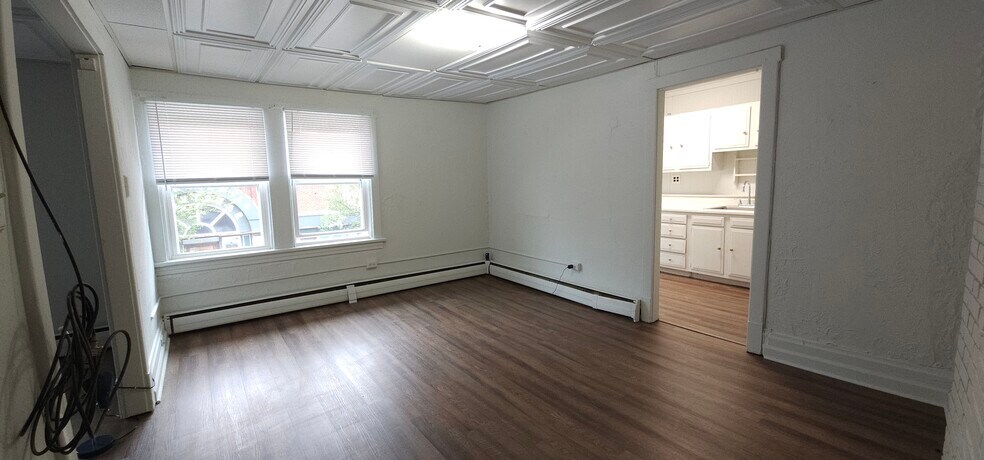 Building Photo - 2370 Eldridge St