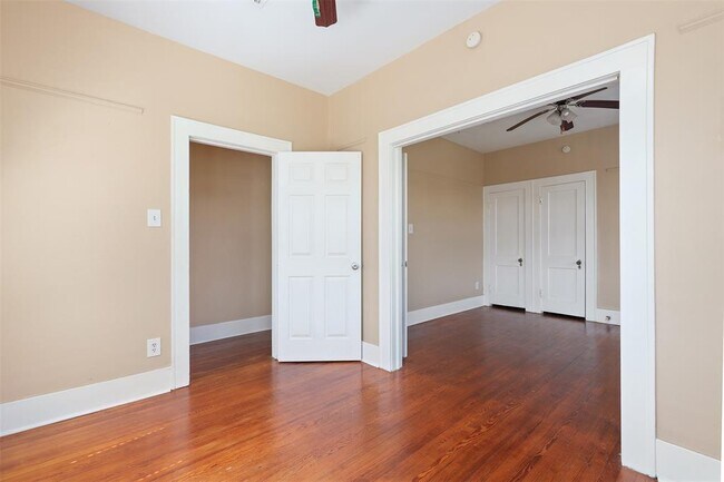 Building Photo - 1712 Market St