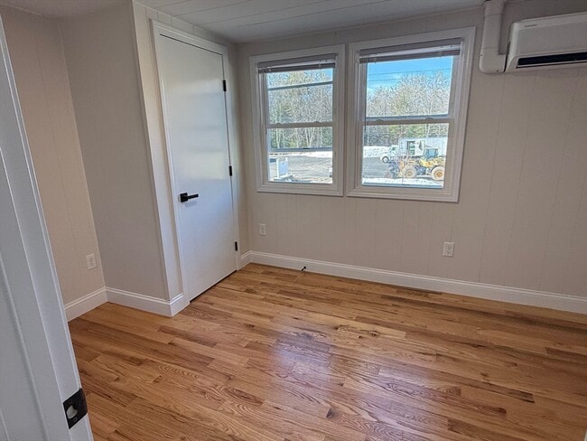 Building Photo - 164 Palmer Rd