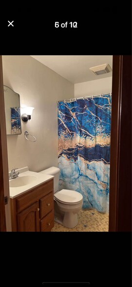 Building Photo - 2520 Calumet Dr