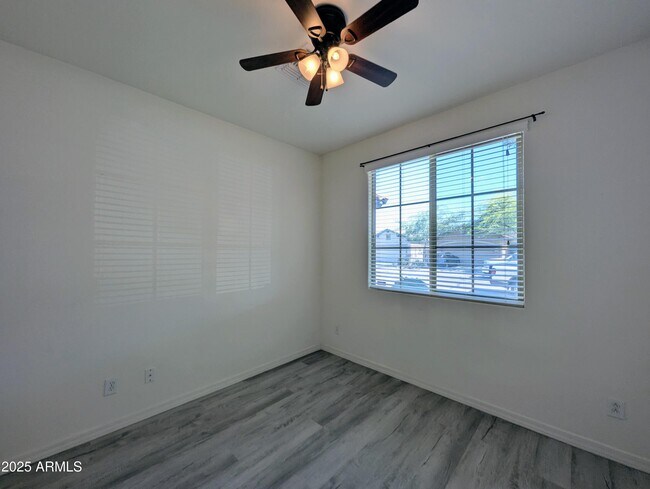 Building Photo - 2734 W Bowker St