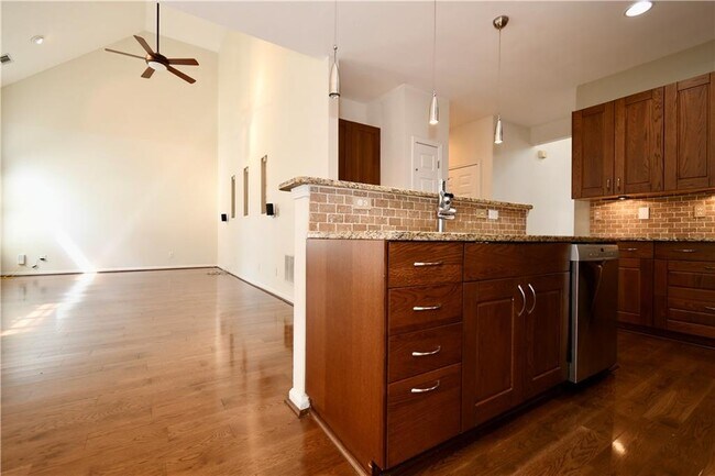 Building Photo - 4534 Village Springs Run