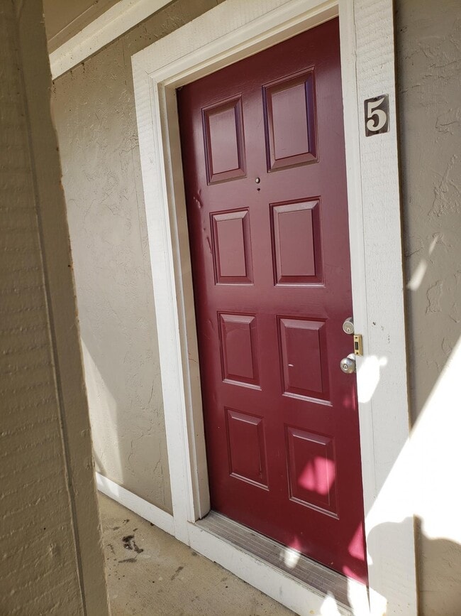 Primary Photo - 6788 Willowbrook Dr