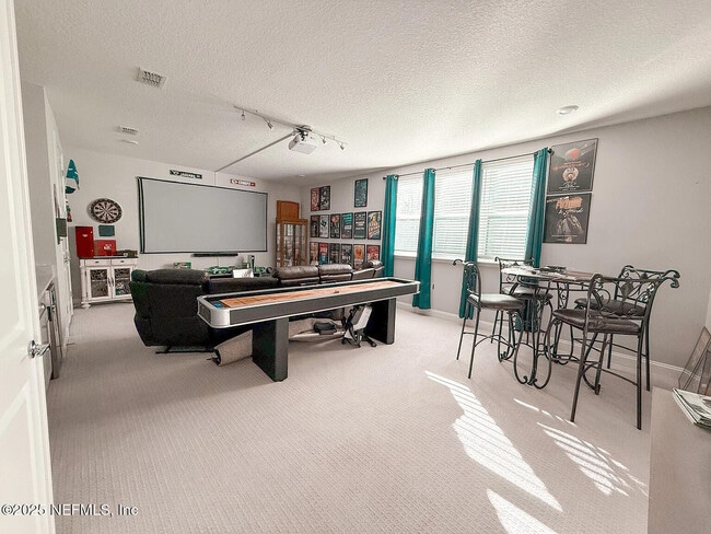 Building Photo - 2866 Montilla Dr