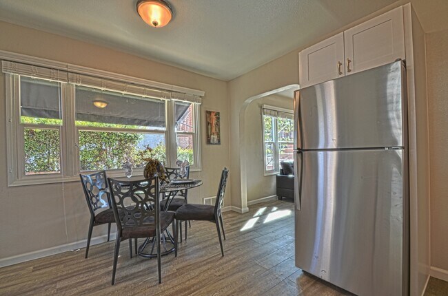 Building Photo - Classic California MODERNIZED- renovated 2...