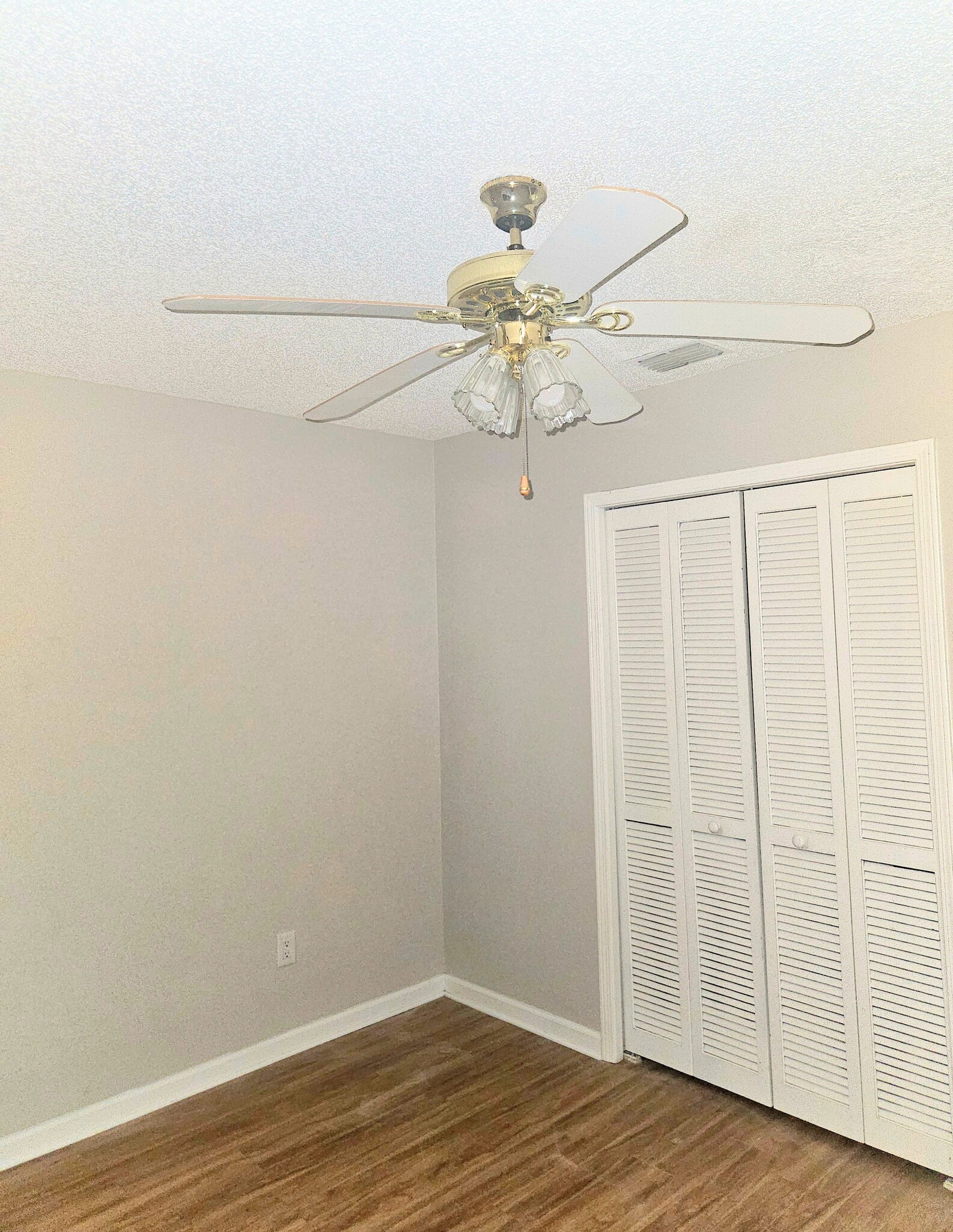 2nd bedroom - 8300 Plaza Gate Ln
