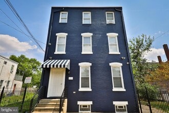 Building Photo - 3717 Frankford Ave