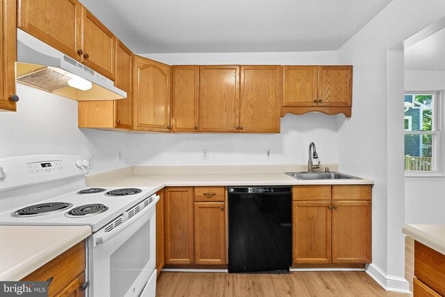 Building Photo - 3103 Plyers Mill Rd