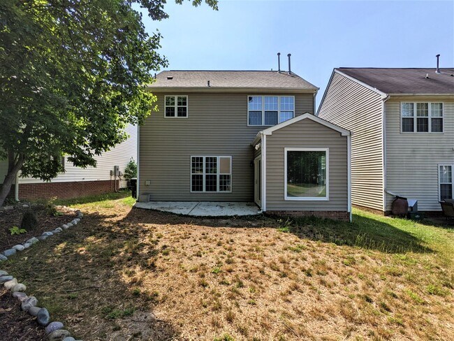 Building Photo - Home at Hedingham