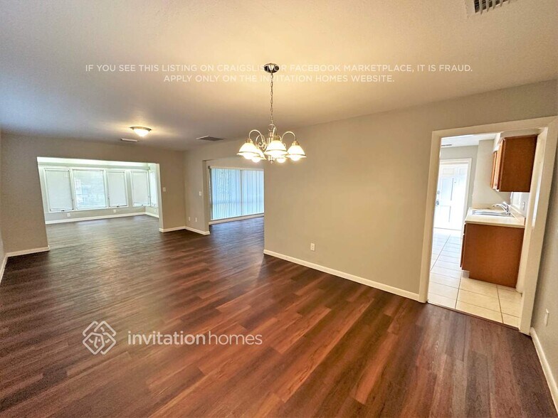 Building Photo - 720 Bucher Rd