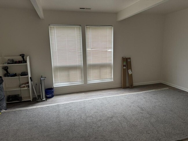 Building Photo - 314 College Park Dr