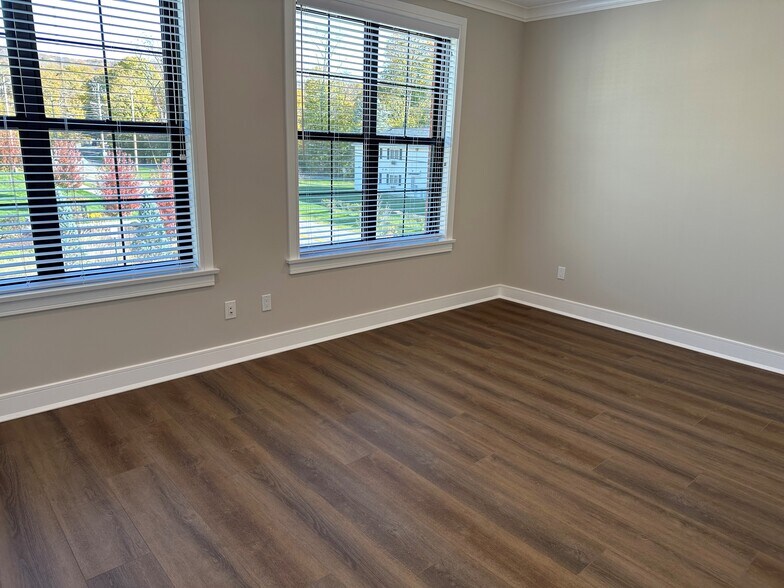 Building Photo - 1806 Route 9D