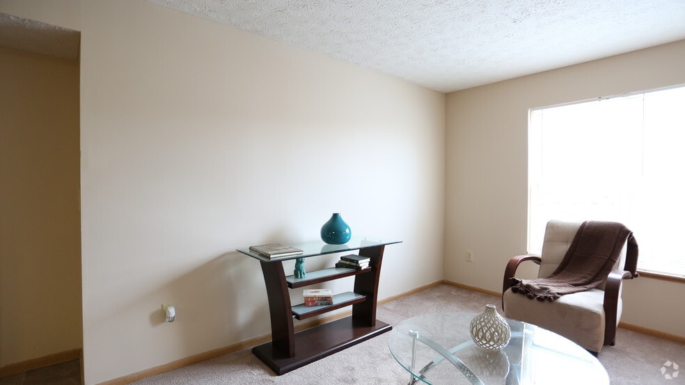 Templeton Crossing 5418 Arbrook Columbus OH 43228 Apartment Finder