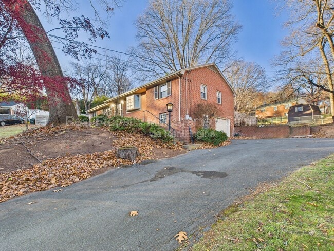 Building Photo - 1508 Chesley Pl