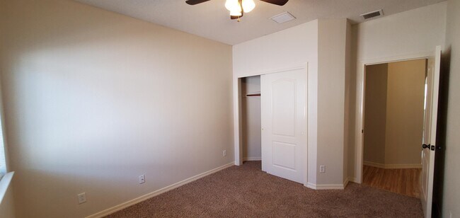 Building Photo - 14345 Apache Point Dr