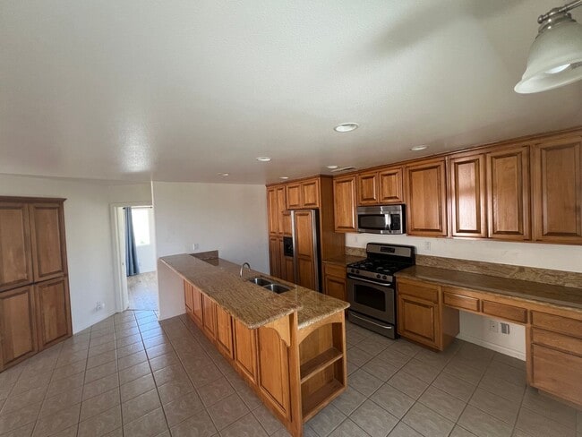 Building Photo - Charming 2 bedroom in Mockingbird Canyon!