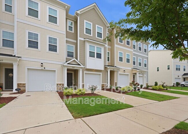 Building Photo - 2617 Chert Ln