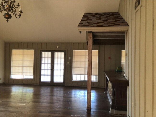 Building Photo - 4103 Carter Creek Pkwy