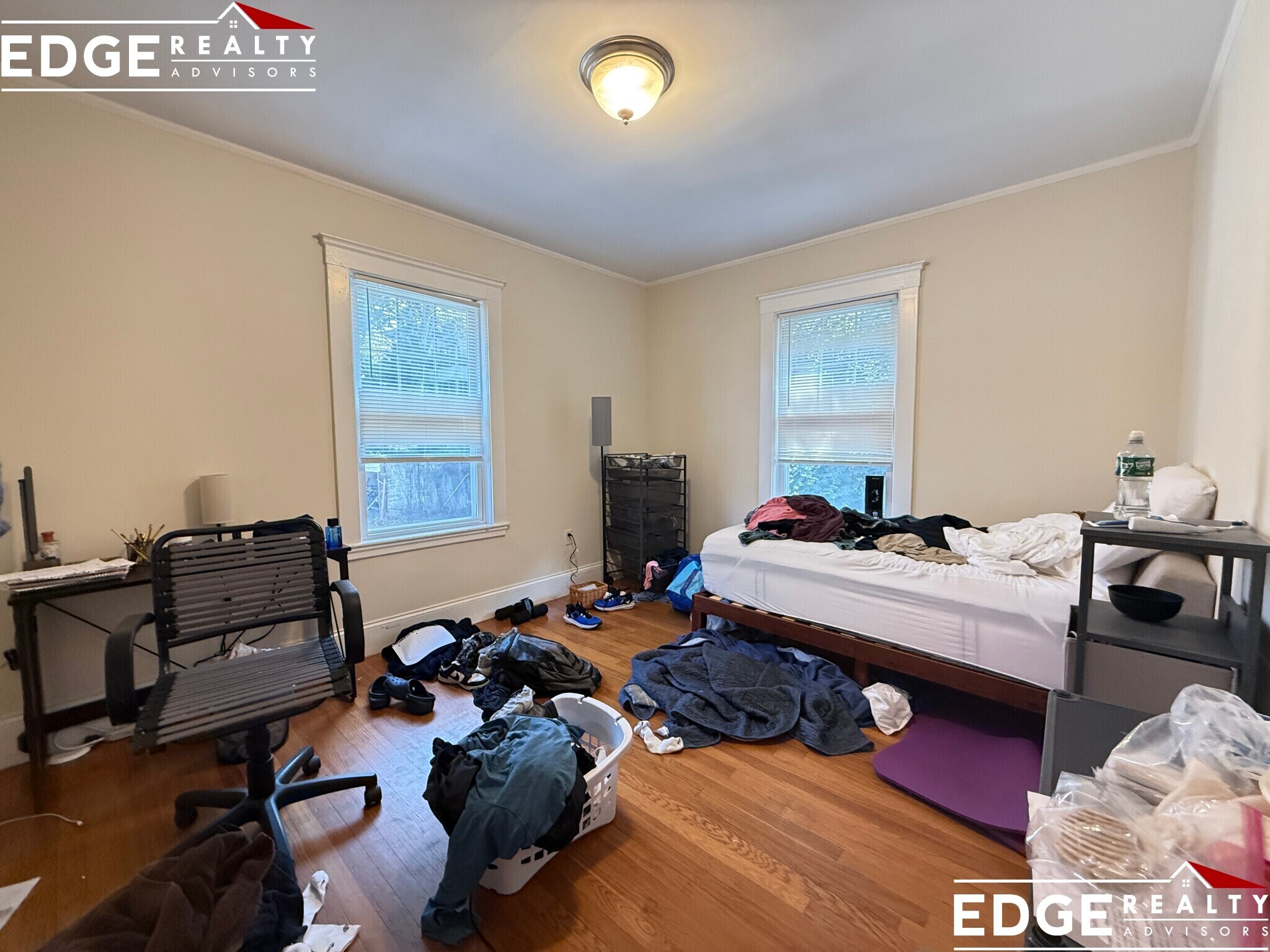 Building Photo - 37 Radnor Rd