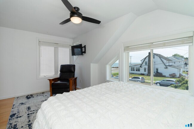Building Photo - 9 Seaview Ave
