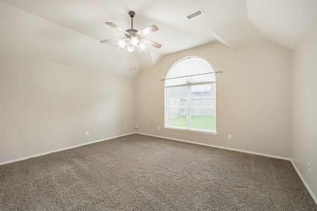 Building Photo - 15810 Cypress Hall Dr