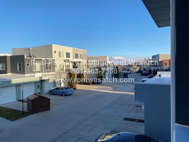 Building Photo - 4538 S Jordan Pkwy